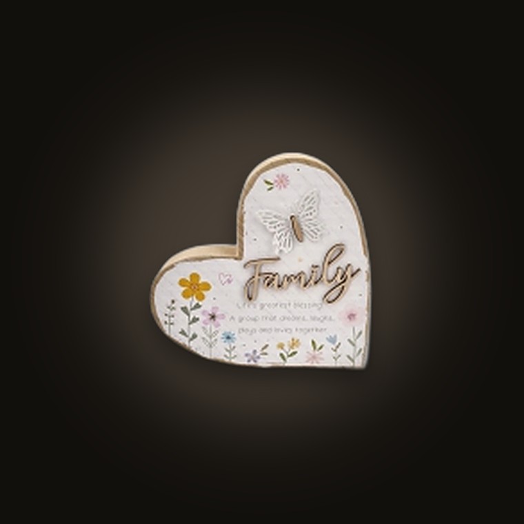 Wooden Heart Plaque 18x18x2.5cm Family